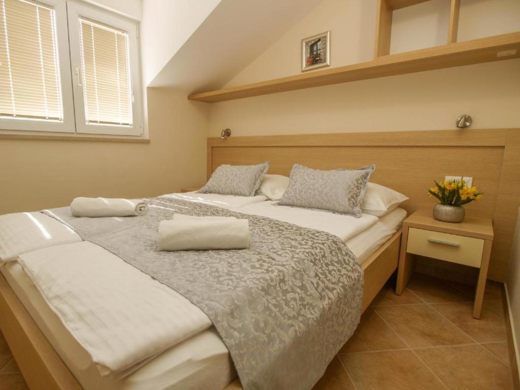 Apartments Villa Bondi Makarska Extérieur photo