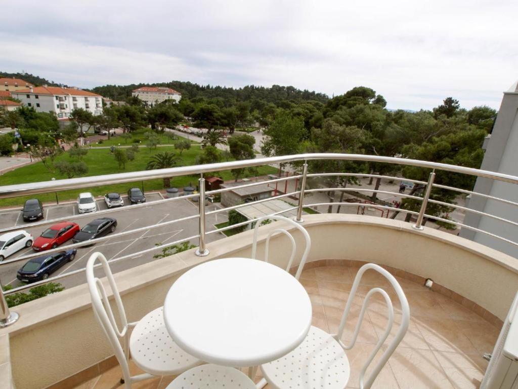 Apartments Villa Bondi Makarska Extérieur photo