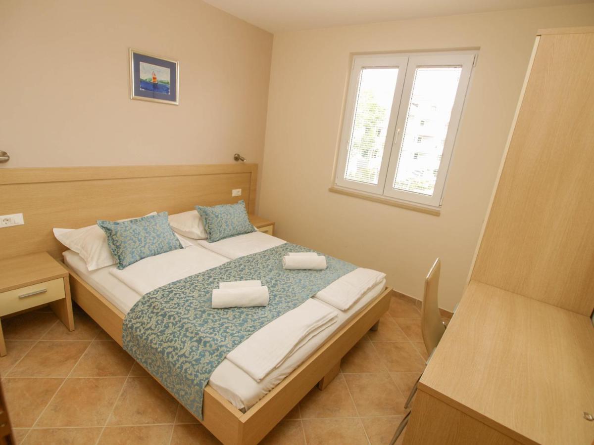 Apartments Villa Bondi Makarska Extérieur photo