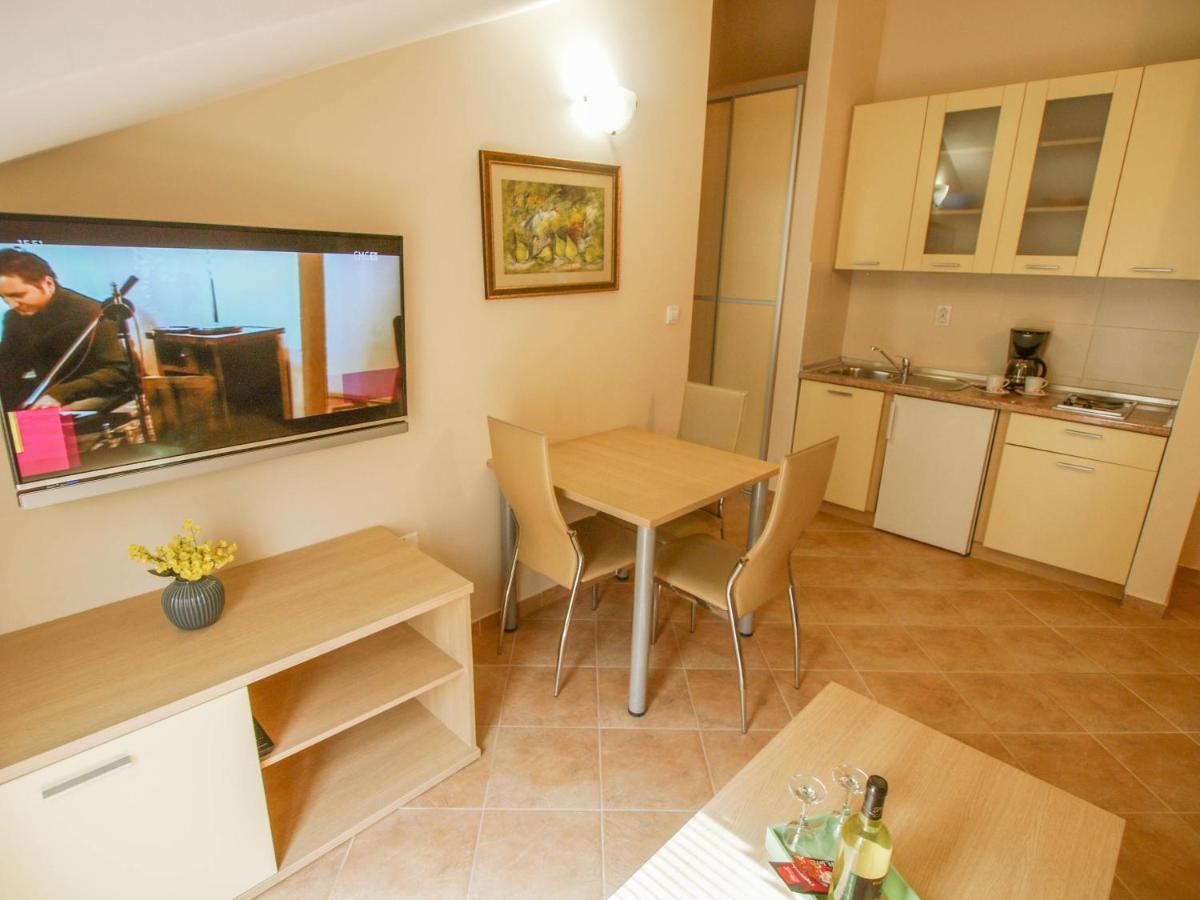 Apartments Villa Bondi Makarska Extérieur photo