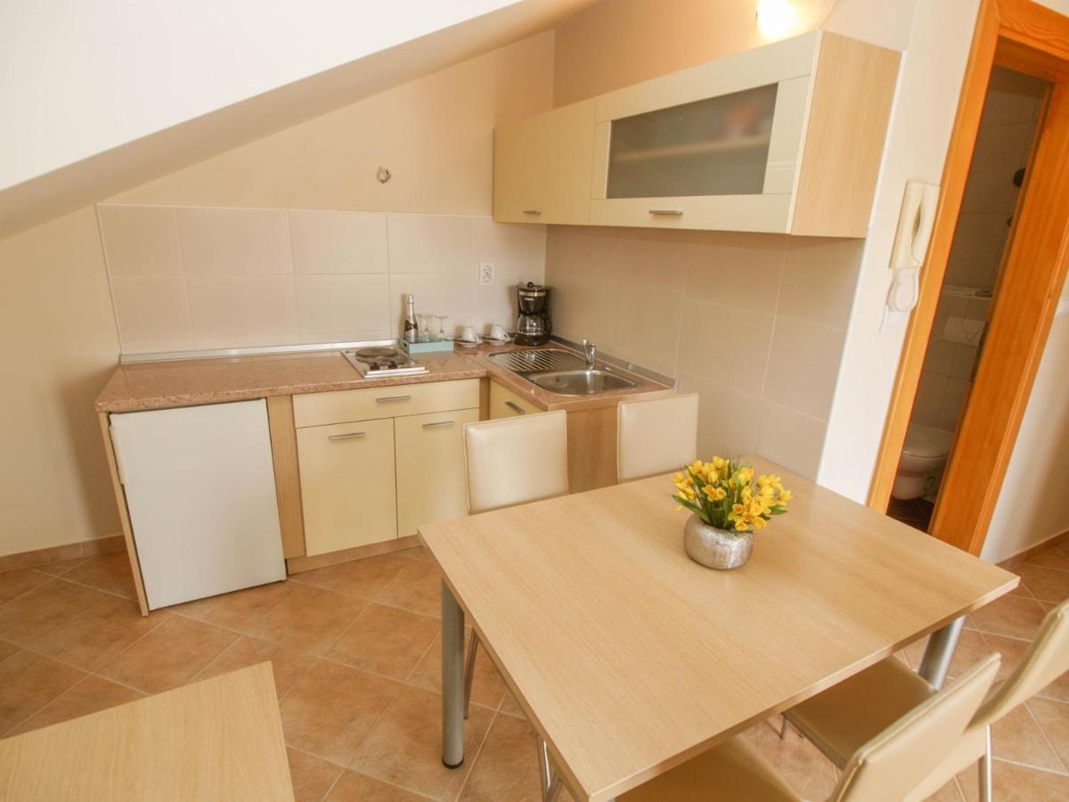 Apartments Villa Bondi Makarska Extérieur photo