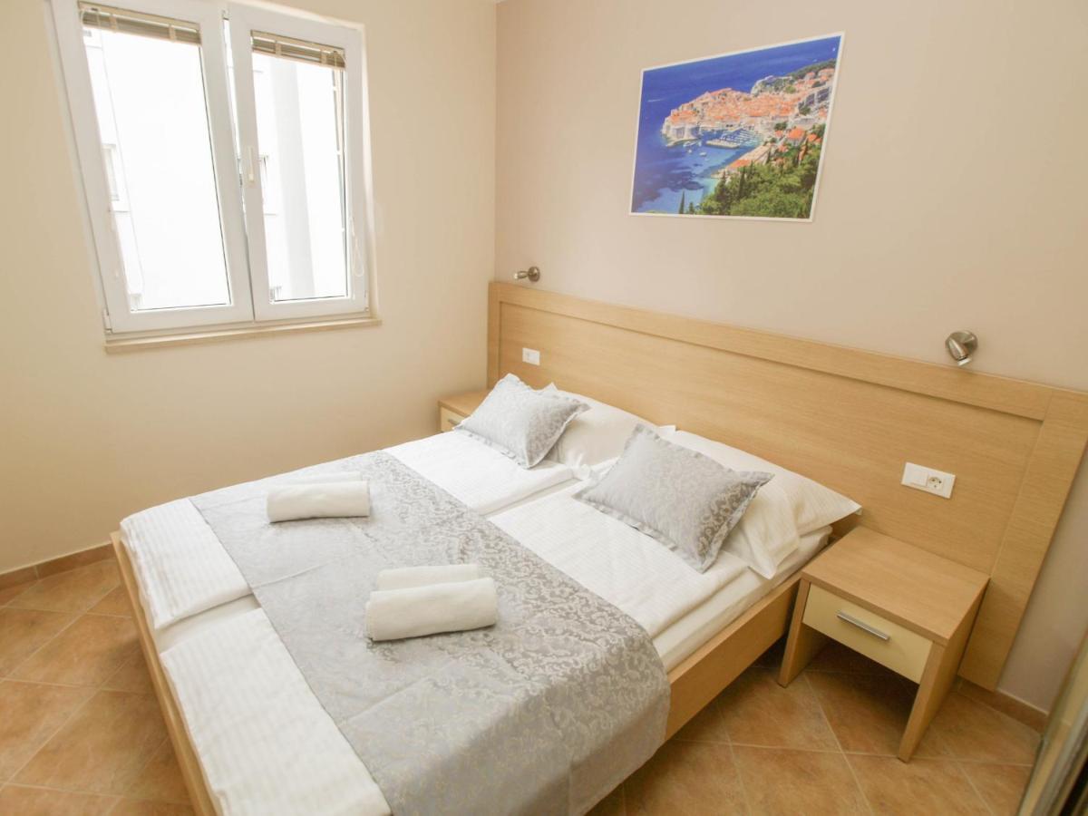 Apartments Villa Bondi Makarska Extérieur photo