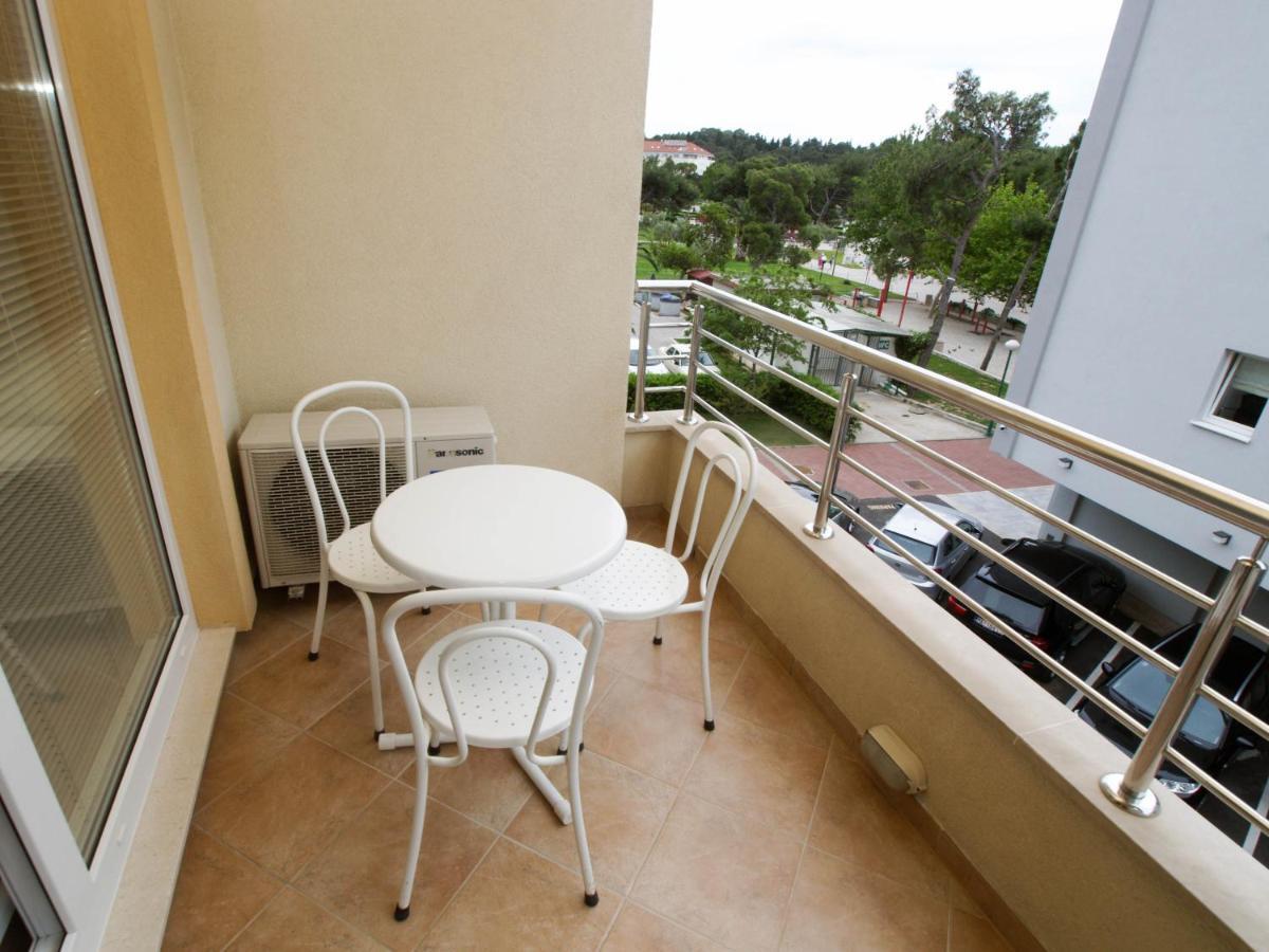 Apartments Villa Bondi Makarska Extérieur photo