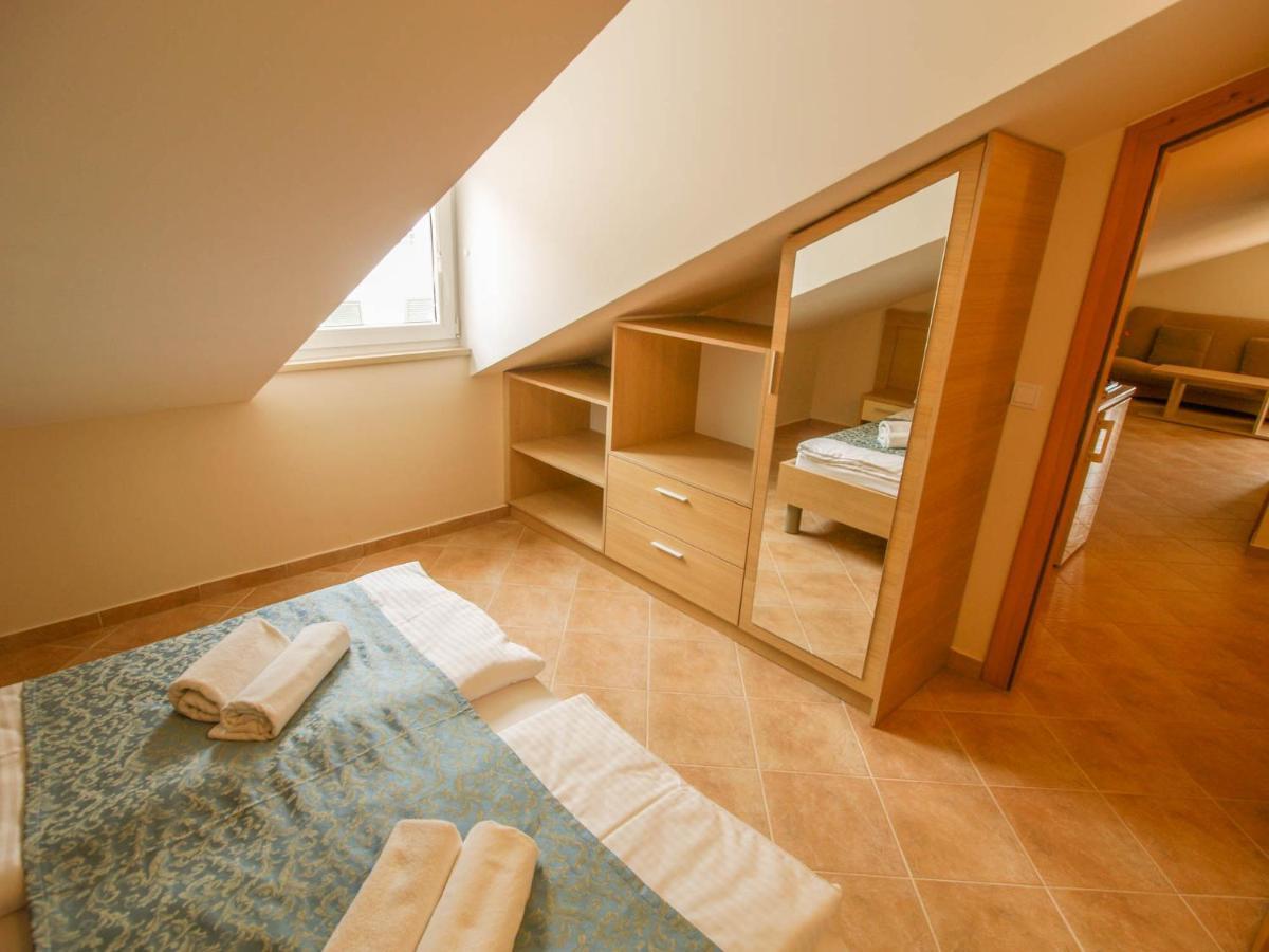 Apartments Villa Bondi Makarska Extérieur photo