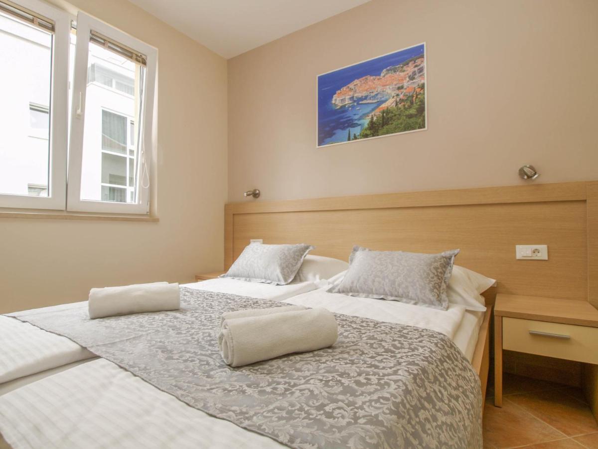 Apartments Villa Bondi Makarska Extérieur photo